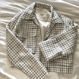 Abercrombie and Fitch crop blazer